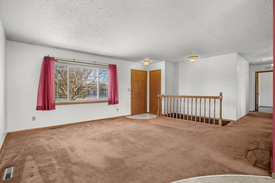 1216 25TH PLACE NW, Minot, ND 58703 - Image #3