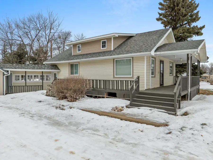 311 MAIN ST N, Stanley, ND 58784 - Image #3