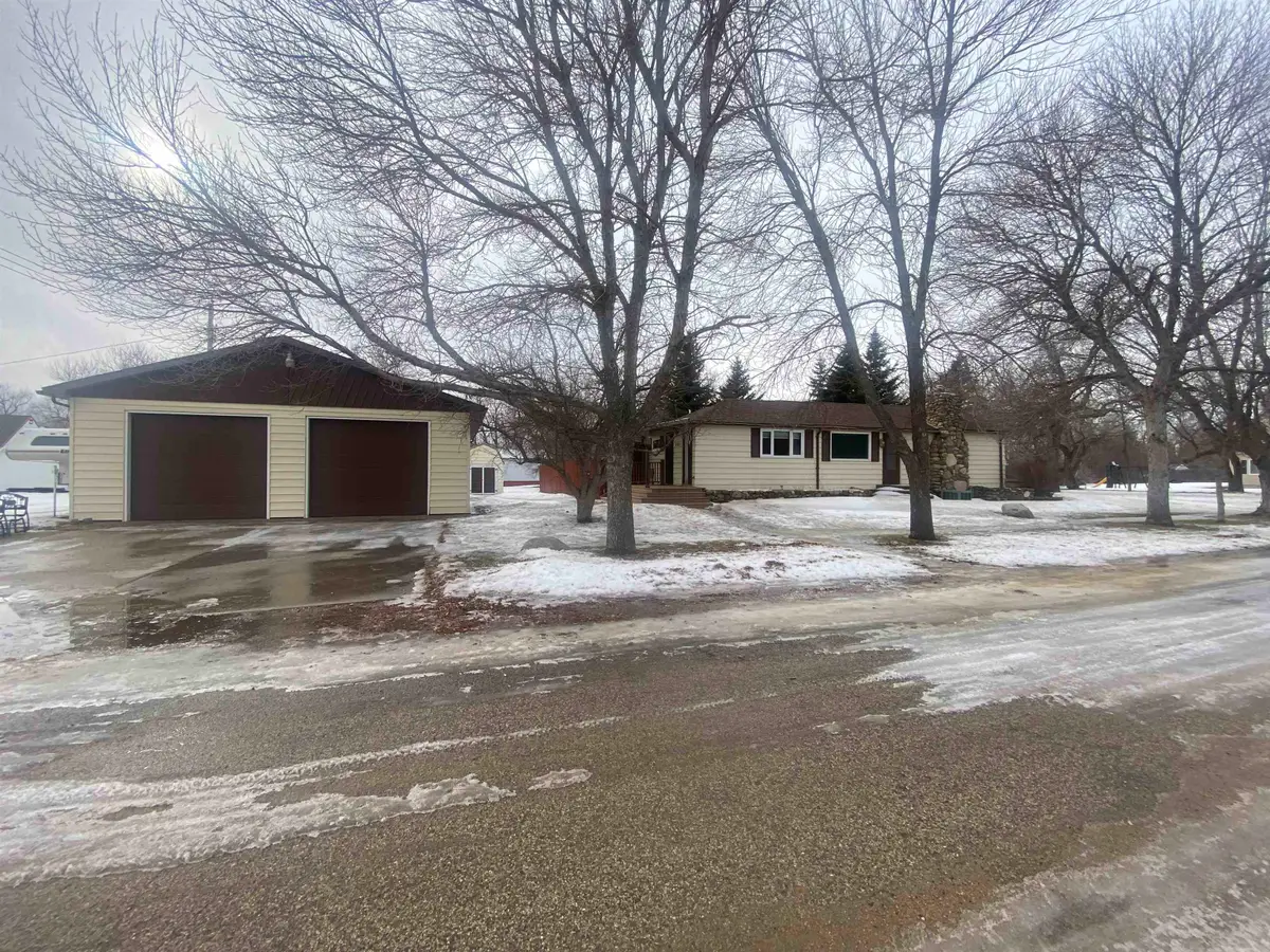 205 2nd Ave, Portal, ND 58772 - Image #1