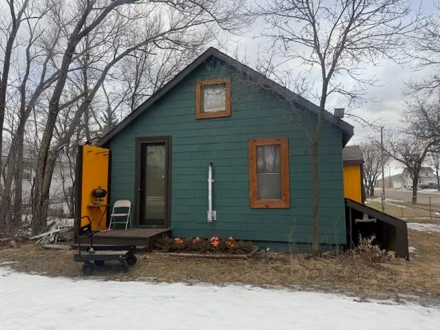 114 1ST AVE NW, Parshall, ND 58770 - #2