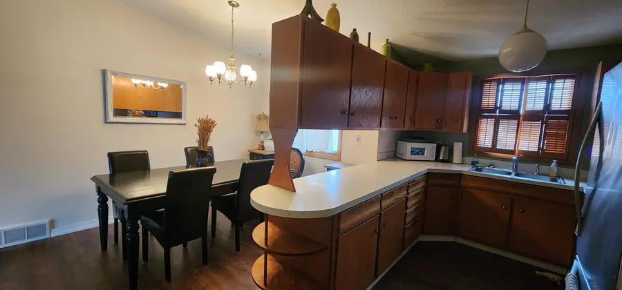 2525 Skyline Dr NW, Minot, ND 58703 - #3