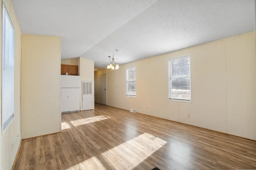 1500 18th St SW, Minot, ND 58701 - #2