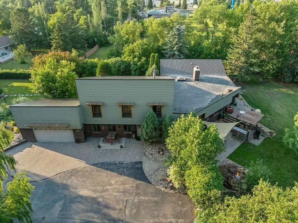 309 4th Ave SE, Mohall, ND 58761 - #1