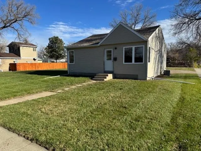 200 18th St NW, Minot, ND 58703 - #1