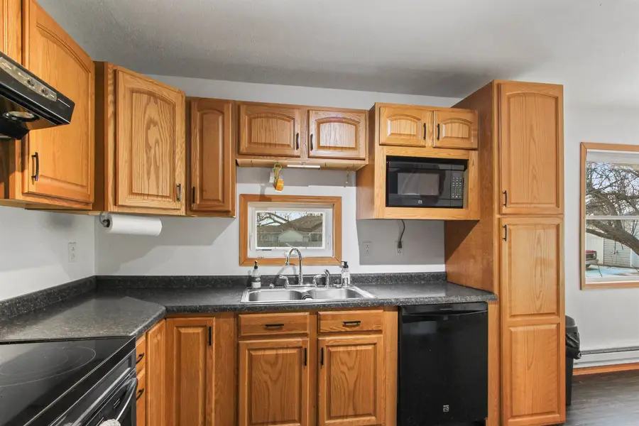 514 Valley Ave, Burlington, ND 58722 - #3