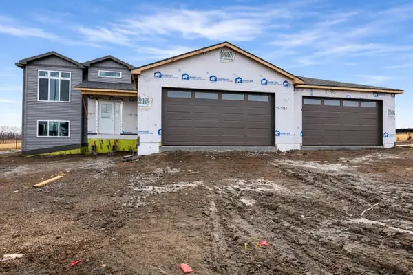 2301 Johnson St., Burlington, ND 58722