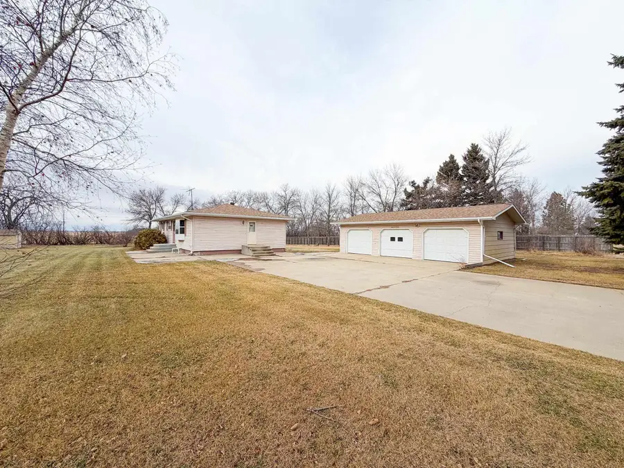 4661 Hwy 41, Velva, ND 58790 - #2