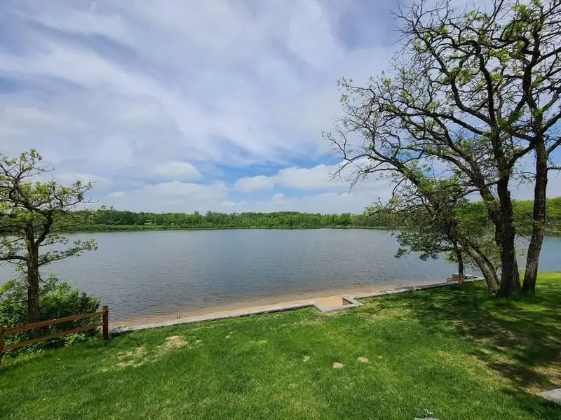 7 Metigoshe Estates Rd, Roland, ND 58317 - #3