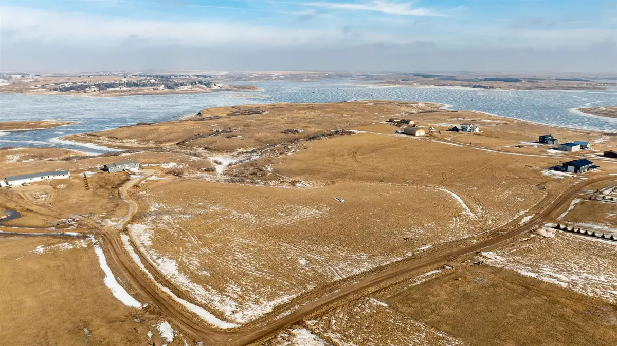 1230 50G AVE NW, Garrison, ND 58540 - #1