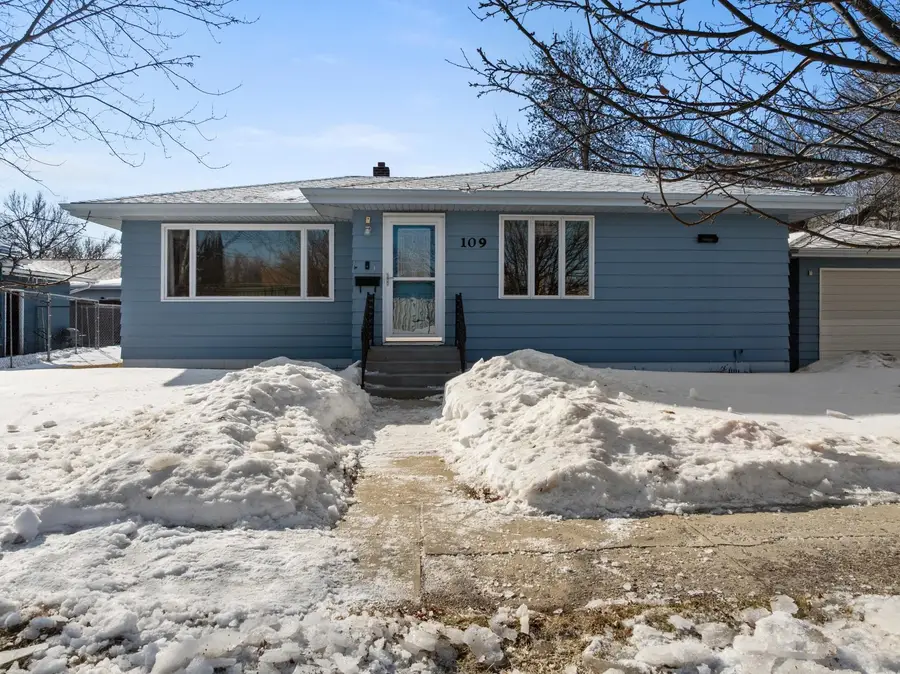 109 8TH ST W, Bottineau, ND 58318 - #3