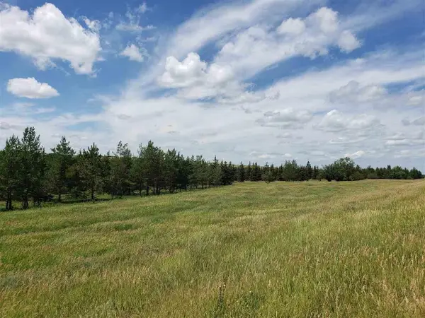 10195 County RD 15 W, Burlington, ND 58722-0000