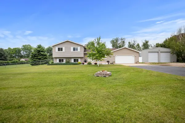 2710 66th St NW, Minot, ND 58703