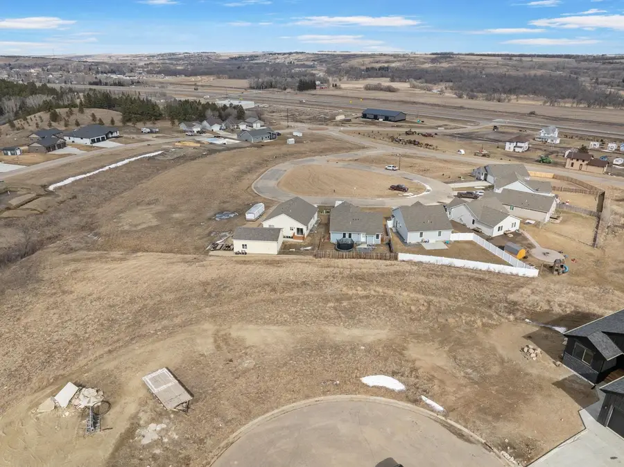 20 Ridgeview Ct., Burlington, ND 58722 - #3