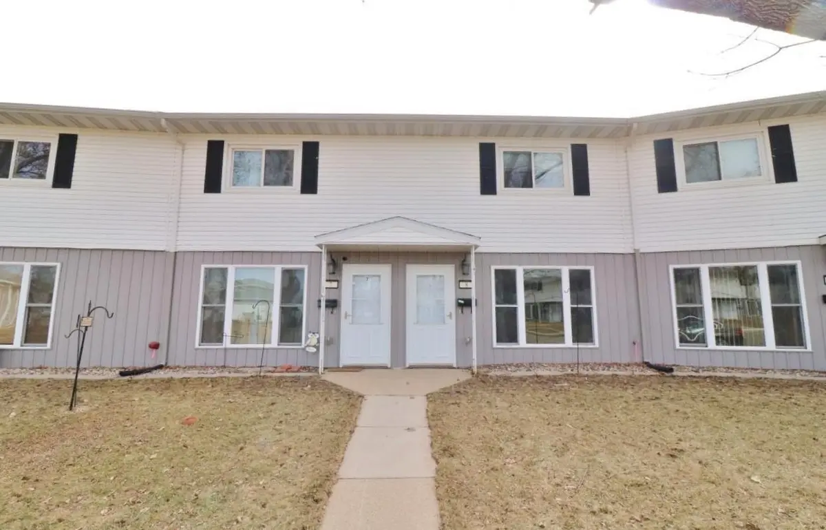 8 Westfield Circle, Minot, ND 58701 - #1