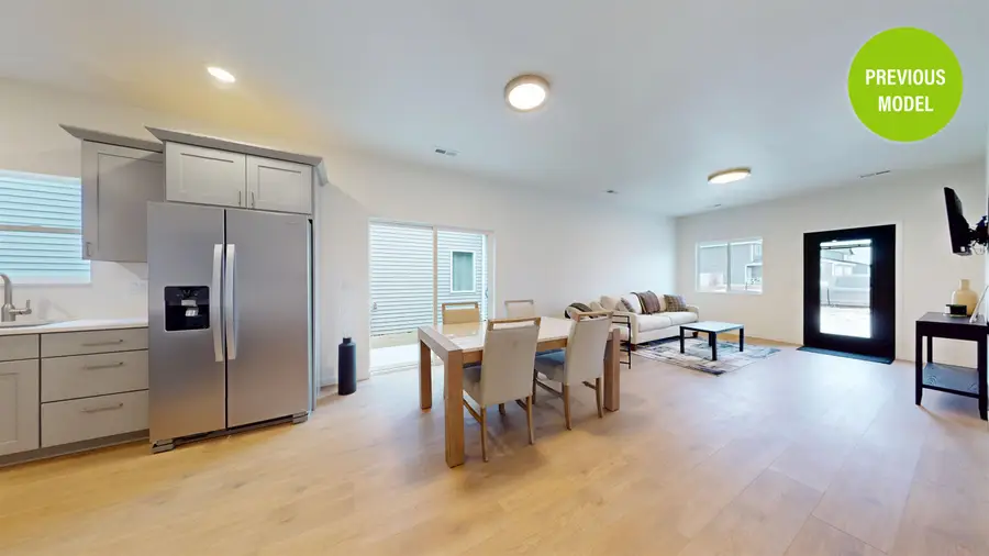 2412 Landmark Dr, Minot, ND 58703-1898 - #3