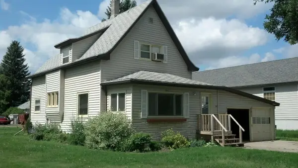 321 2nd Street W, Carpio, ND 58725