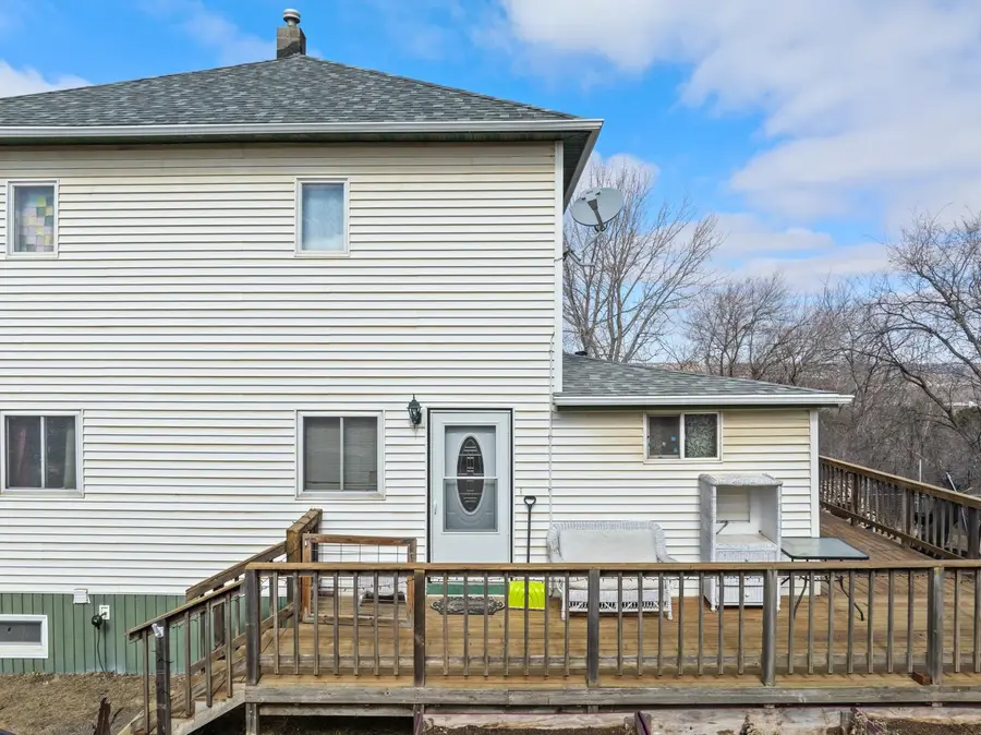 1745 33rd Street SW, Minot, ND 58701 - #2