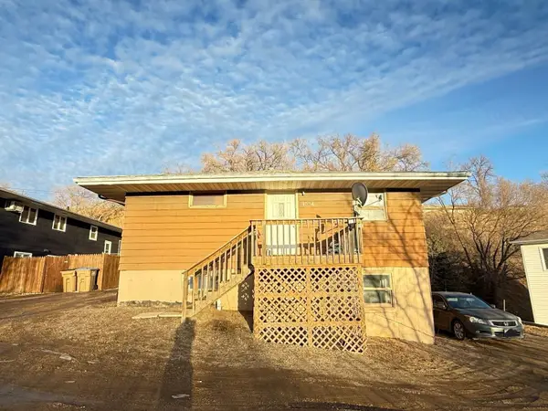 1332/1334 3rd St., Minot, ND 58703