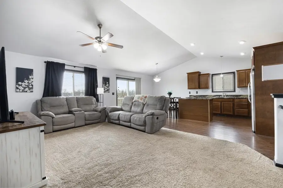 612 Klein Ave, Surrey, ND 58785 - #3