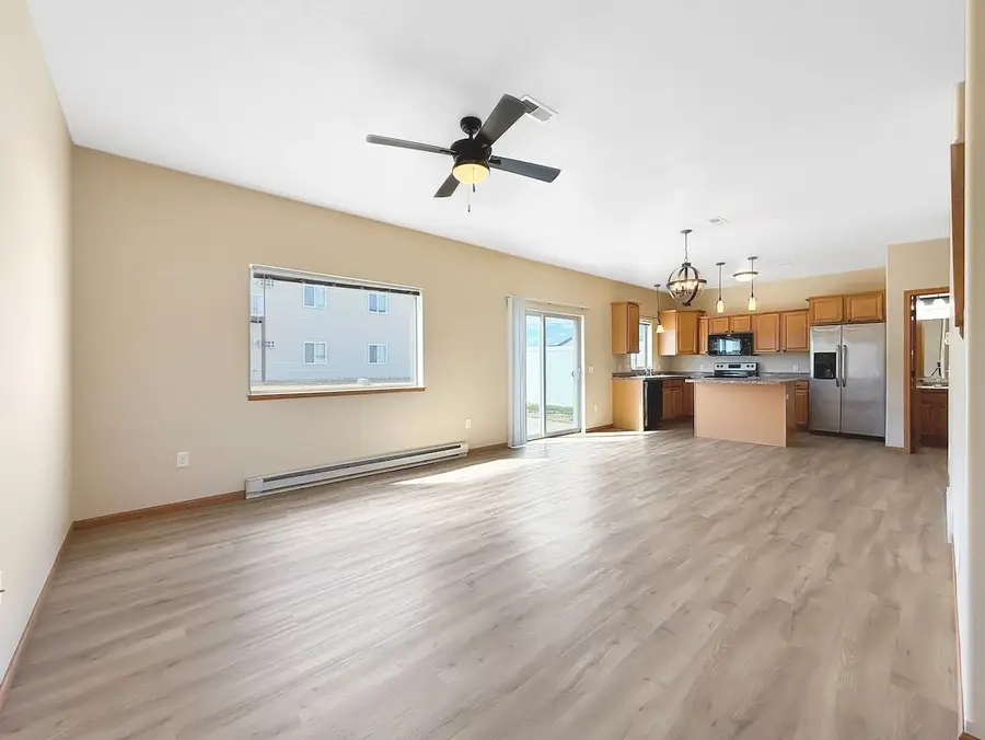 1506 35th Ave. SE, Minot, ND 58701 - #3