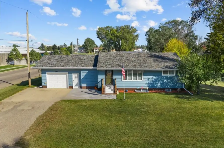 2901 Main St S, Minot, ND 58701 - #2