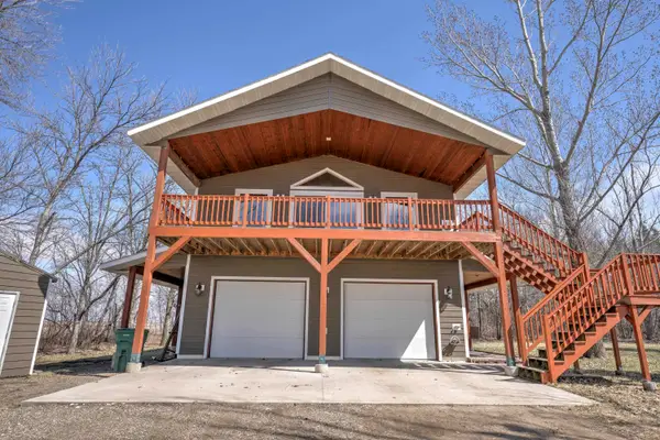 4111 14D St NW, Garrison, ND 58540