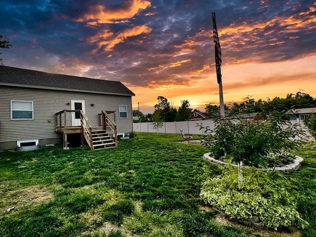 309 S 3rd Ave, Glenburn, ND 58740 - #1