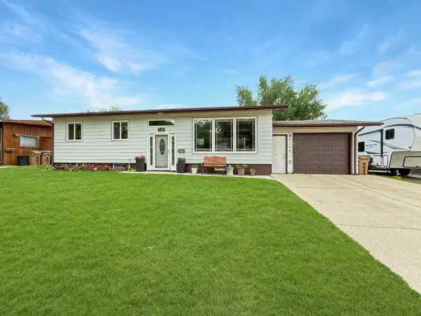 2149 1st Ave. SW, Minot, ND 58701