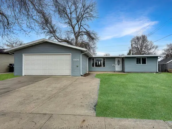 1924 1st Ave. SW, Minot, ND 58701