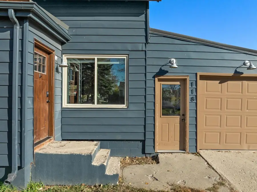 118 4th St, Tioga, ND 58852 - #3
