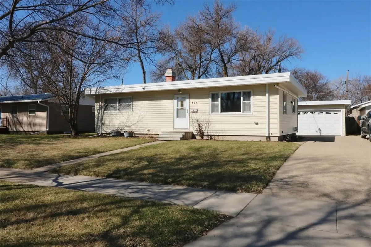 105 22nd St NW NW, Minot, ND 58703 - #1