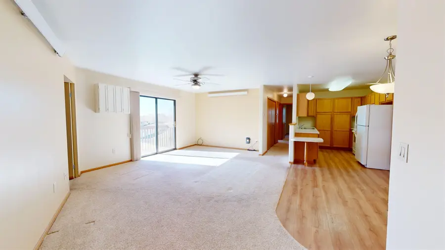 924 24th Avenue SW, Minot, ND 58701 - #3