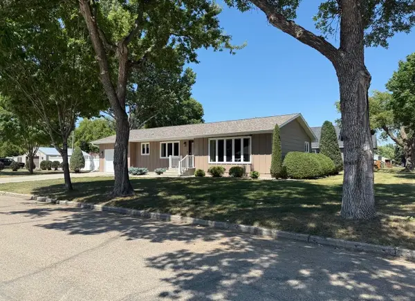 195 E 4th Ave, Westhope, ND 58793