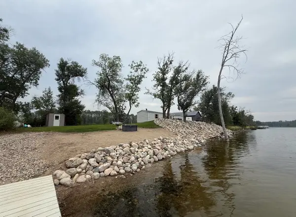 1419 E Loon Lake Rd, Bottineau, ND 58318