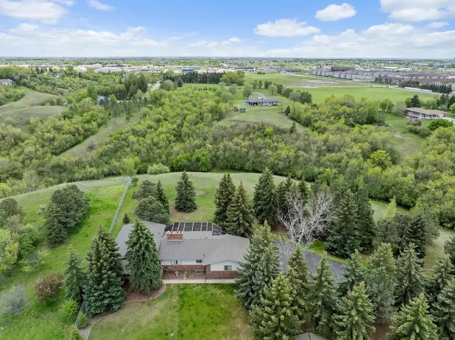1321 SE 15th St., Minot, ND 58701 - #3