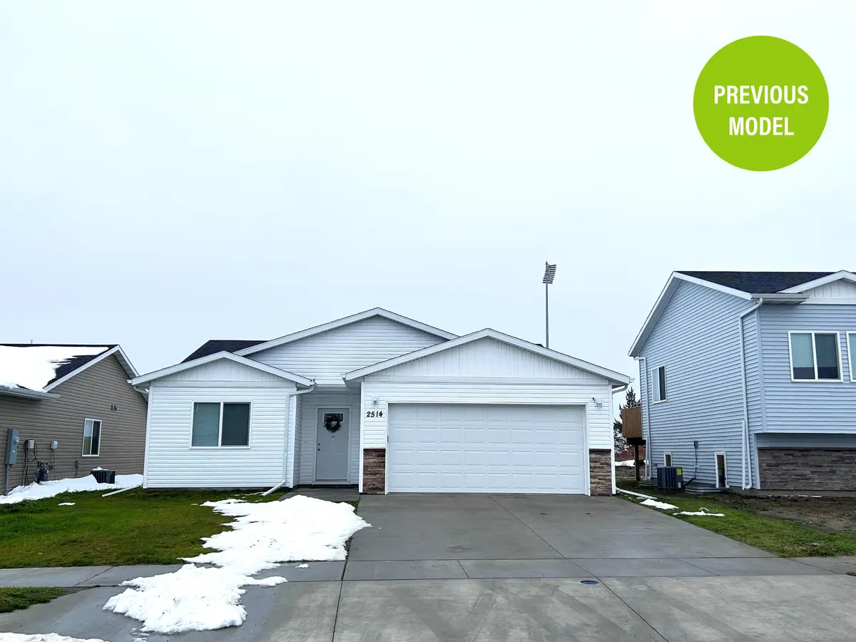 2233 23rd Ave NW, Minot, ND 58703 - #1