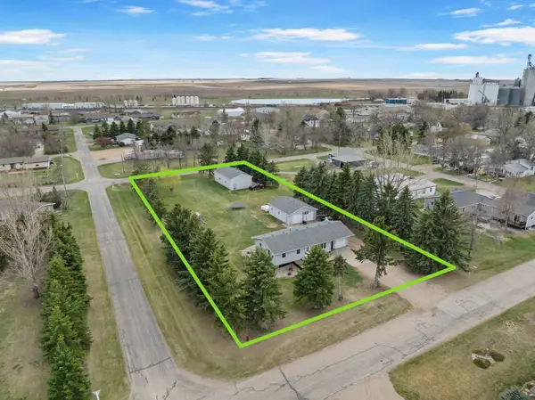 316 NE 3rd Ave, Berthold, ND 58718