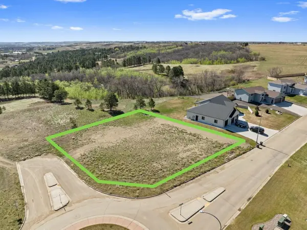 2101 Johnson St., Burlington, ND 58722