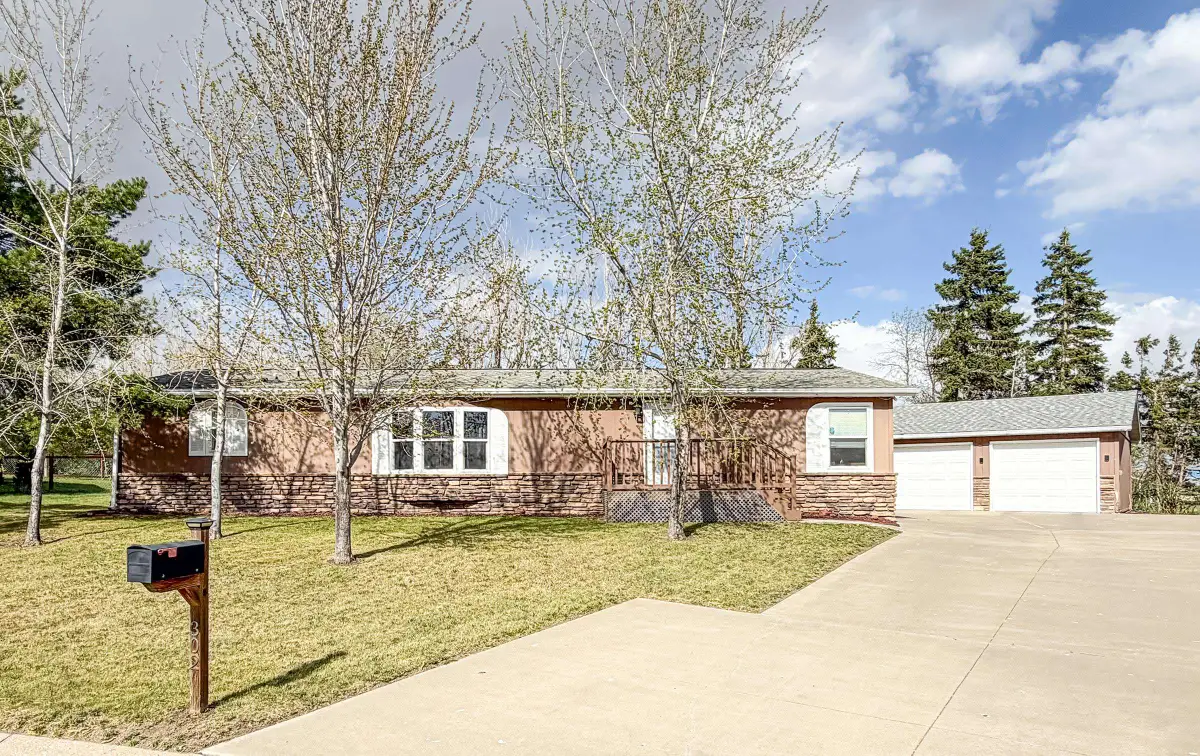 302 6th St SW, Surrey, ND 58785 - #1