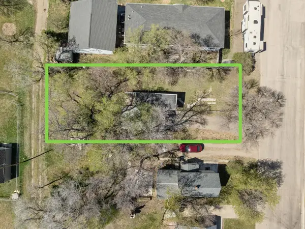108 2nd AVE, Burlington, ND 58722