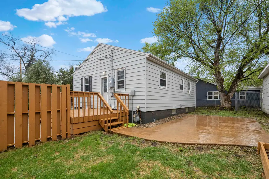 1616 University Ave NW, Minot, ND 58703 - #2