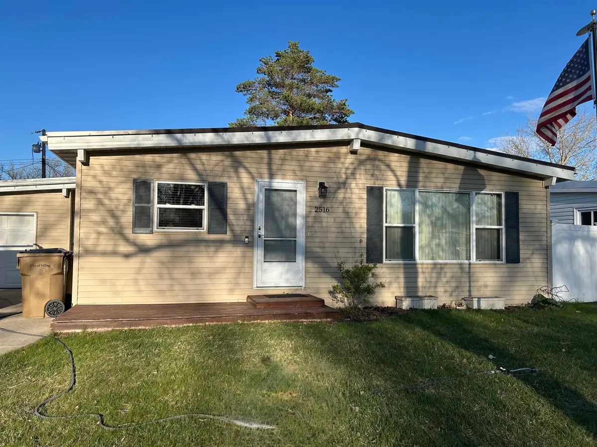 2516 Skyline Drive, Minot, ND 58703 - #1