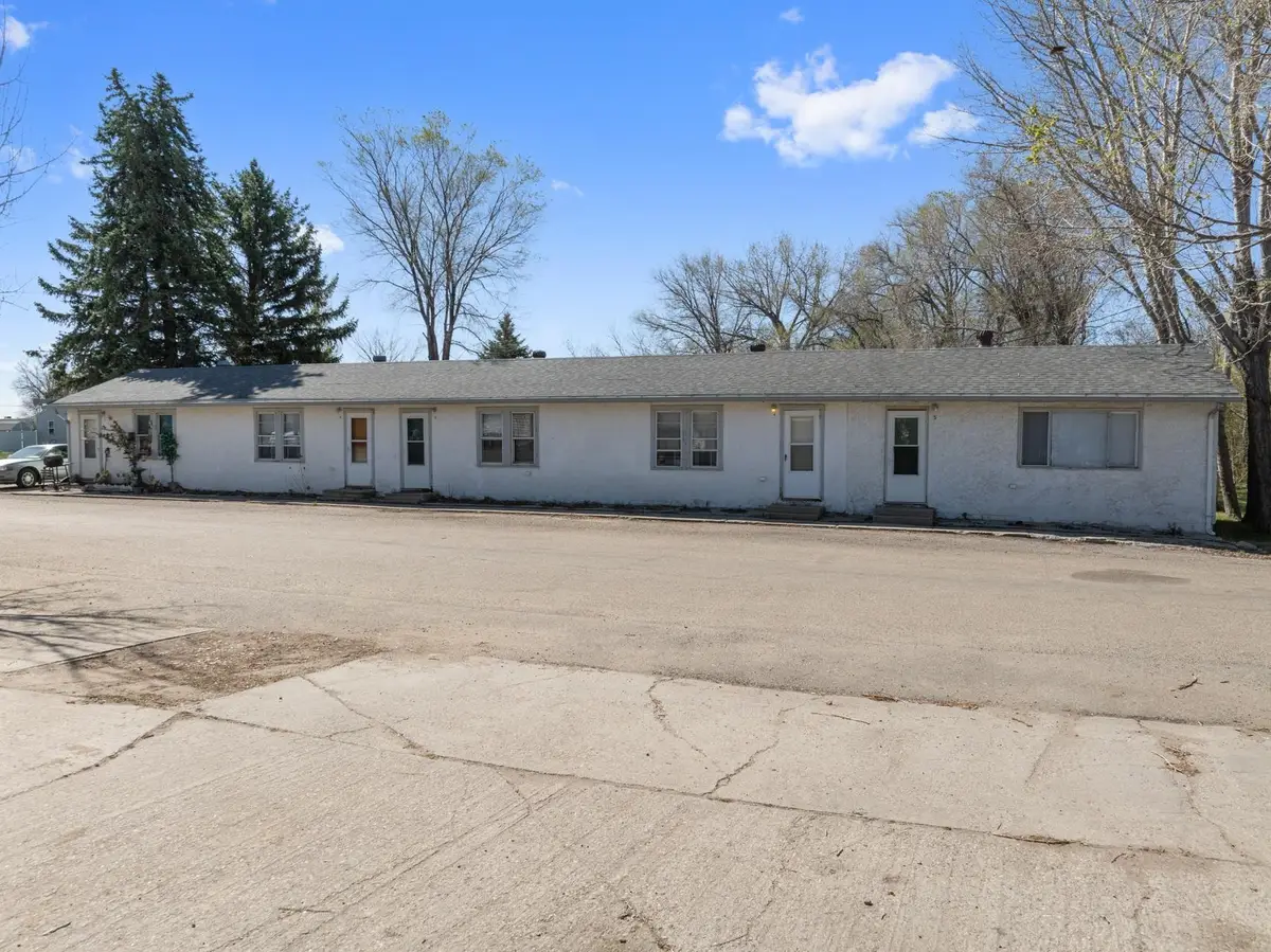 1000/1002 43rd st SE, Minot, ND 58701 - #1