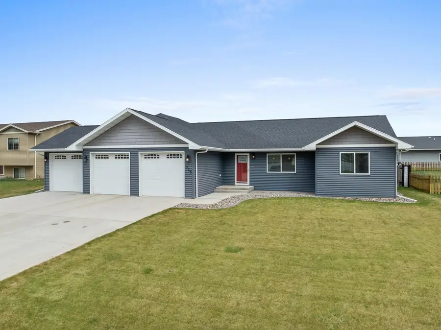 325 5th Ave SW, Surrey, ND 58785 - #3