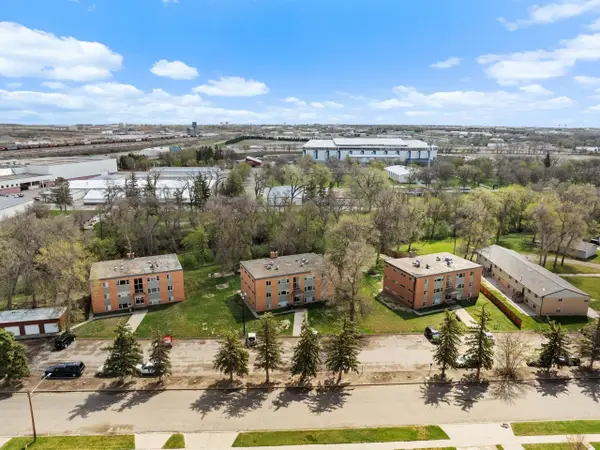 125, 205, 215 19th St SE, Minot, ND 58701