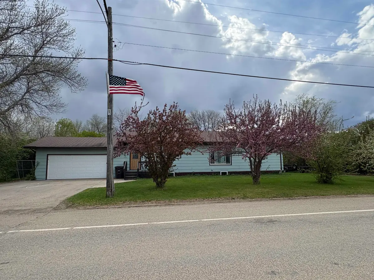 112 Pleasant Ave N, Surrey, ND 58785 - #1