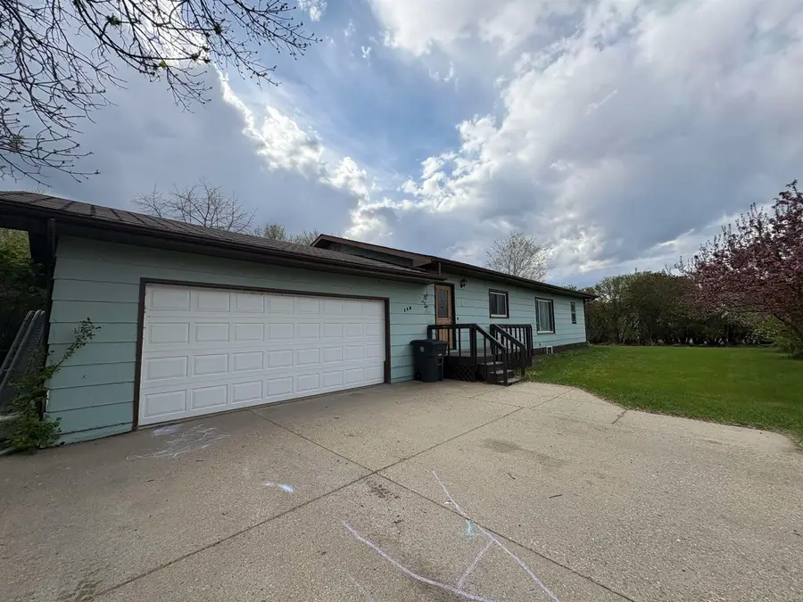 112 Pleasant Ave N, Surrey, ND 58785 - #2