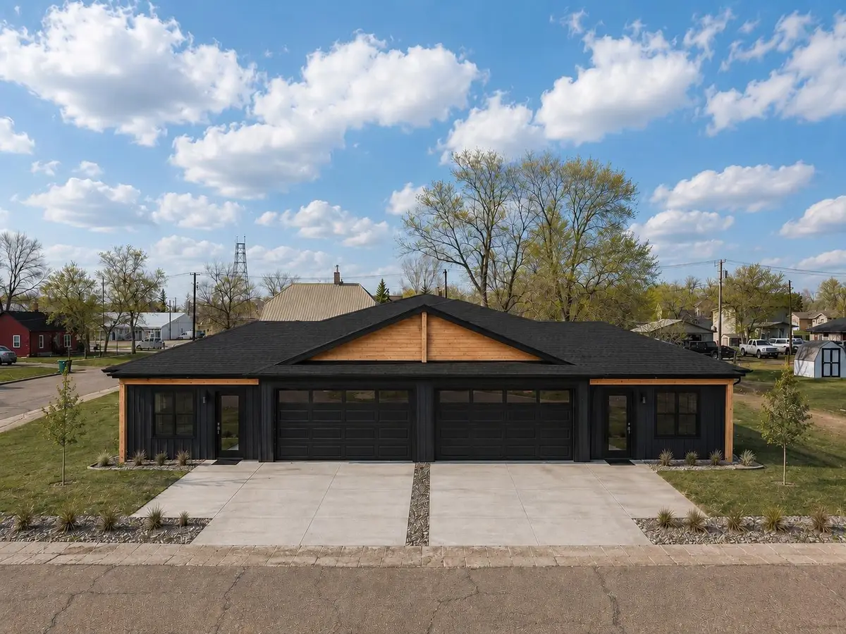 101 1st Ave SE, Garrison, ND 58540 - #1