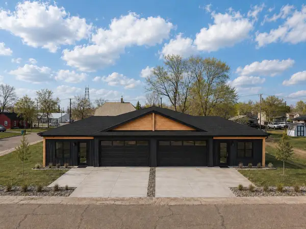 103 1st Ave SE, Garrison, ND 58540