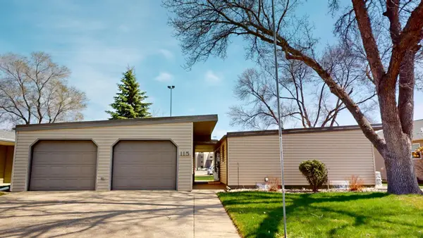 115 18th St SW, Minot, ND 58701